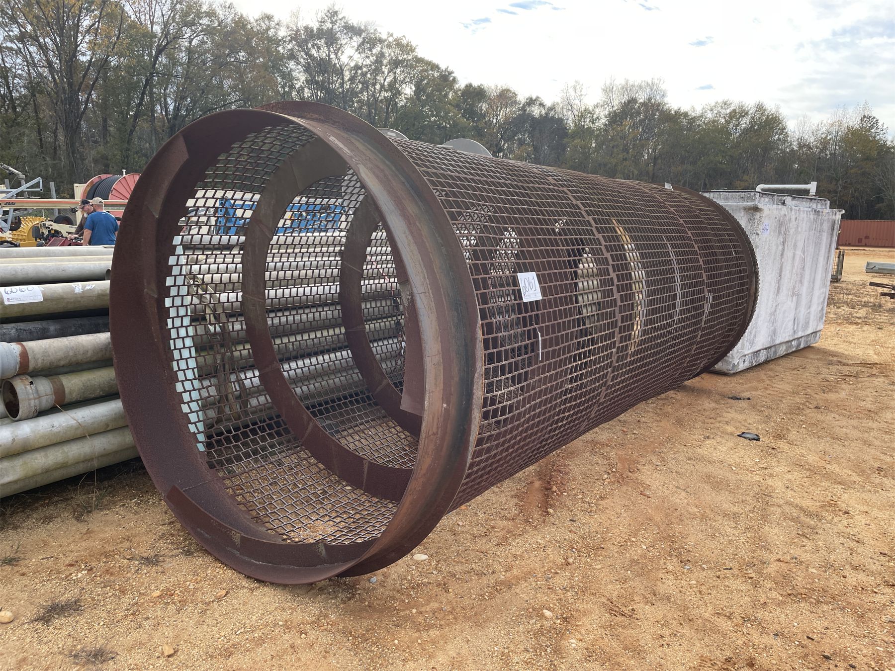 Barrel Screen 16' BARREL SCREEN TUMBLER - J.M. Wood Auction Company, Inc.