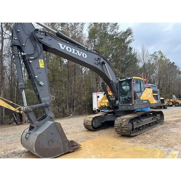 2022 VOLVO EC350EL Excavator