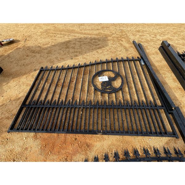 BI-PARTING GATE W/POST, 16 FT, DEER HEAD SCENE