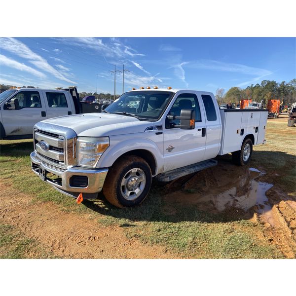 2012 FORD F350 XLT Service / Mechanic Truck