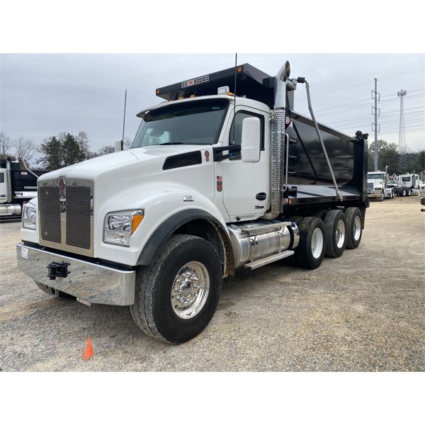 2023 KENWORTH T880S Dump Truck