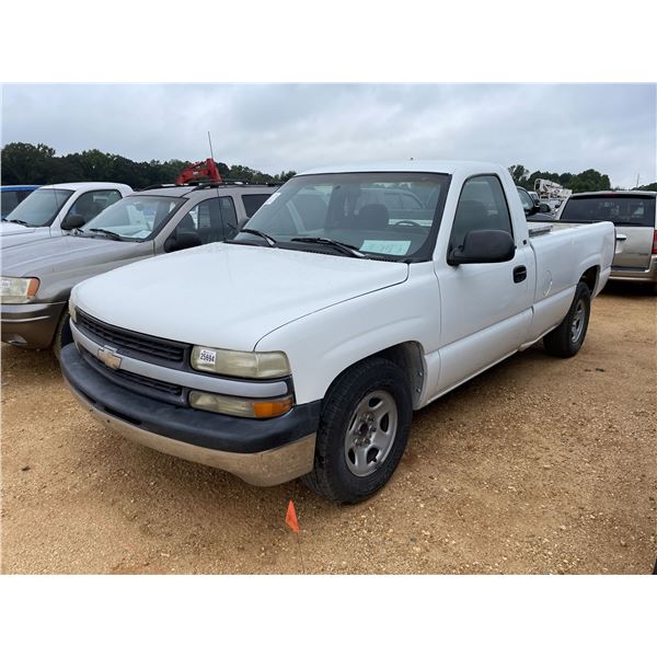 1999 CHEVROLET SILVERADO Pickup Truck