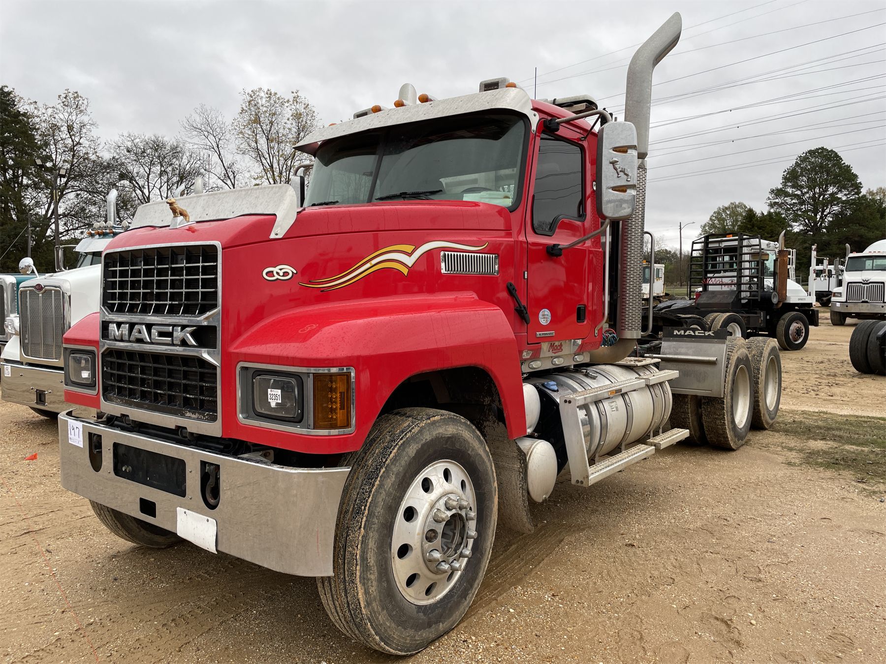 2022 MACK PI64T Day Cab Truck - J.M. Wood Auction Company, Inc.