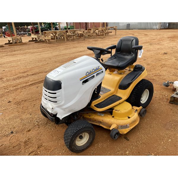 CUB CADET LT1050 RIDING Lawn Mower