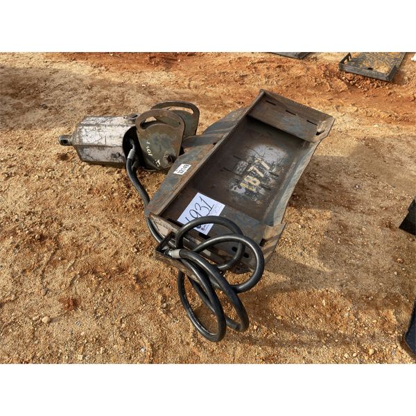 1998 BOBCAT 30 AUGER DRIVE