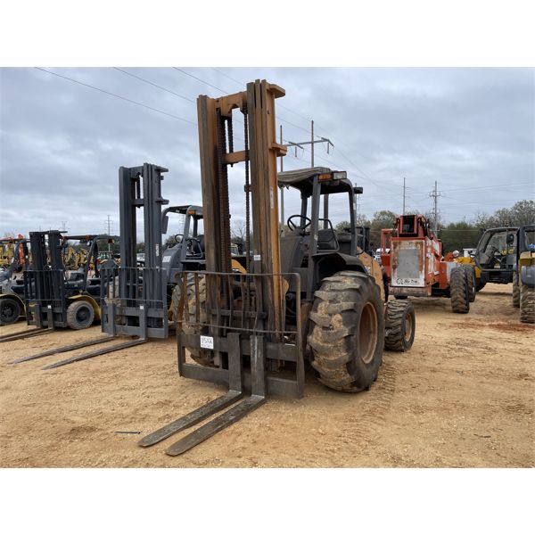 2013 CASE 588H ROUGH TERRAIN Forklift - Mast