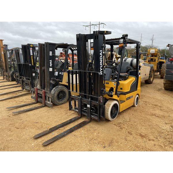 HYUNDAI 25LC-7A Forklift - Mast