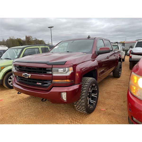 2016 CHEVROLET SILVERADO Z71 Pickup Truck