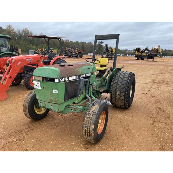 JOHN DEERE 2155 Farm Tractor