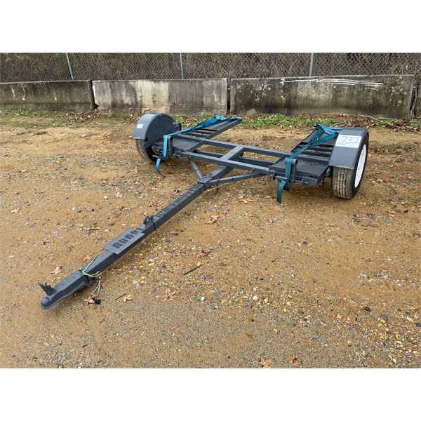 AUTOMOBILE TOW DOLLY