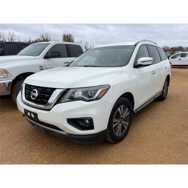 2017 NISSAN PATHFINDER SV SUV