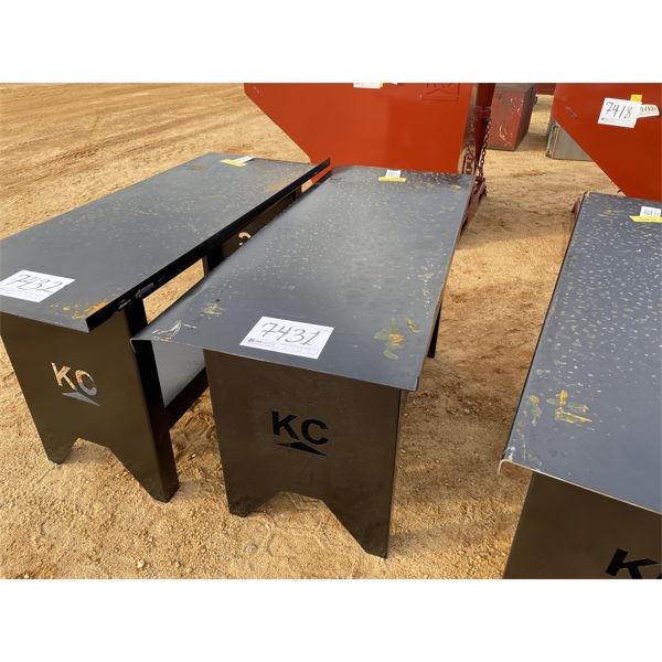 28" x 60" METAL TABLE