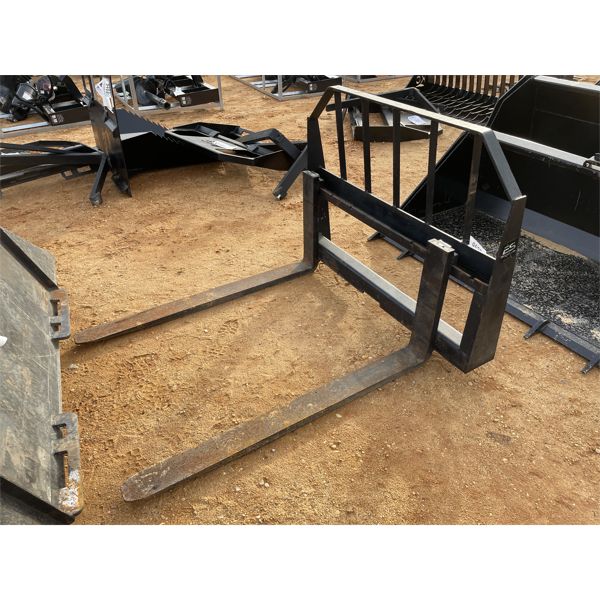 COMPLETE FORKLIFT ASSEMBLY