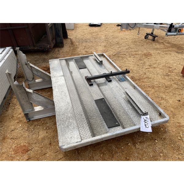 ALUMINUM HEADACHE RACK