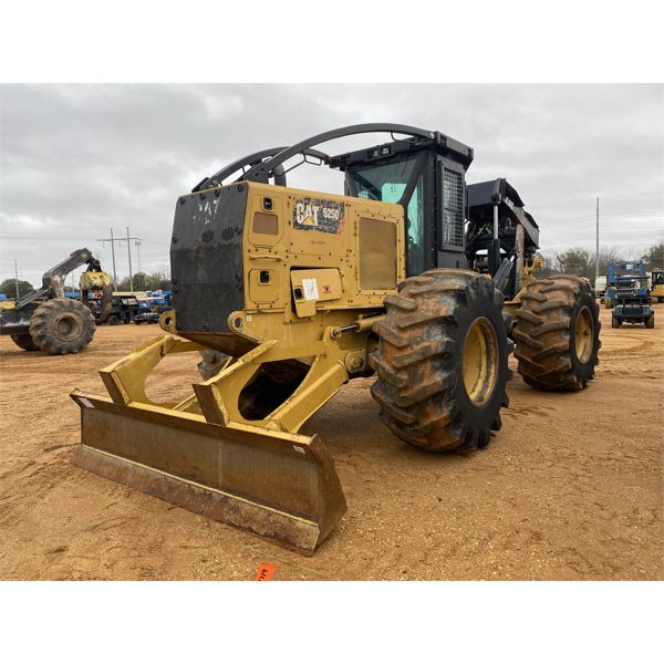 2018 CAT 525D Skidder