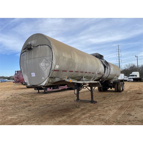 1972 BUTLER  Water Tank Trailer