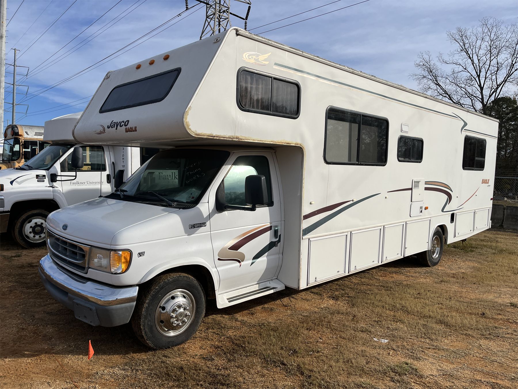 1998 FORD ESUPER DUTY RV J.M. Wood Auction Company, Inc.