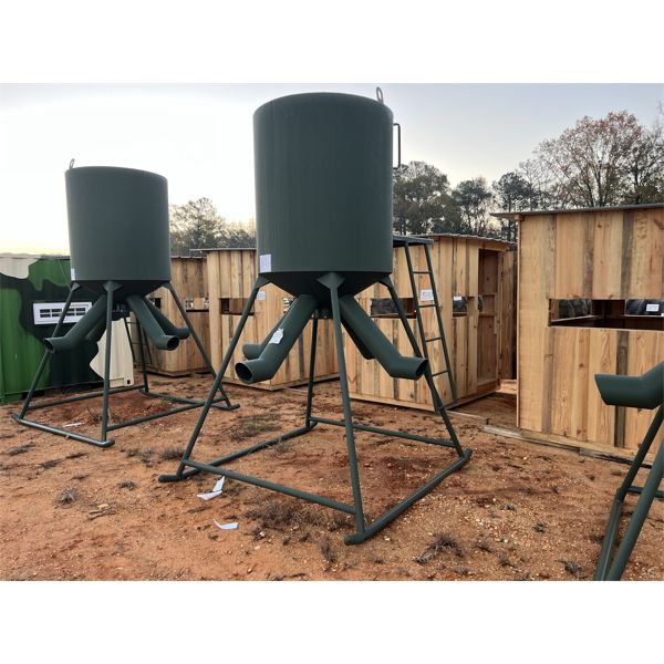 OUTBACK CP GRAVITY FLOW PROTEIN FEEDER