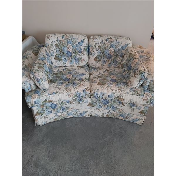 Floral Loveseat - 63W x 33D x 29H