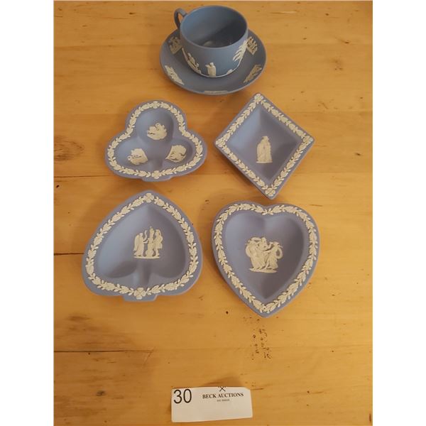 Wedgewood (Card Suits) Bowls - Diamond 4.5W x 6H With Tea Cup And Saucer