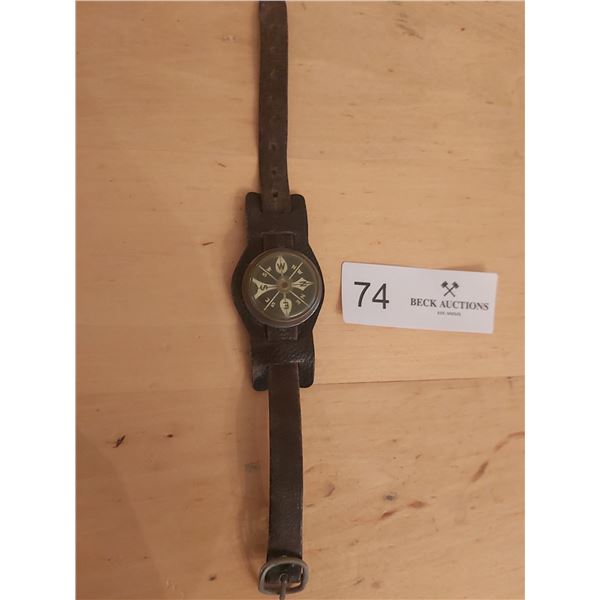 Vintage Watch Like Wrist Compass with Leather Strap