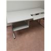 Image 3 : Desk