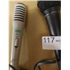 Image 2 : 3 Microphones & Cables