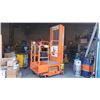 Image 1 : BALLYMORE POWER STOCKER / Monte Charge et Ascenseur / MERCHANDISE LIFTS 12'2" x 650lbs