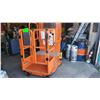 Image 2 : BALLYMORE POWER STOCKER / Monte Charge et Ascenseur / MERCHANDISE LIFTS 12'2" x 650lbs