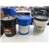 Image 1 : 10 Gallons of Oil - Hyd #32 , 5W40