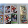 Image 2 : (29) Sports Cards Hockey/Baseball 1980s-90s 