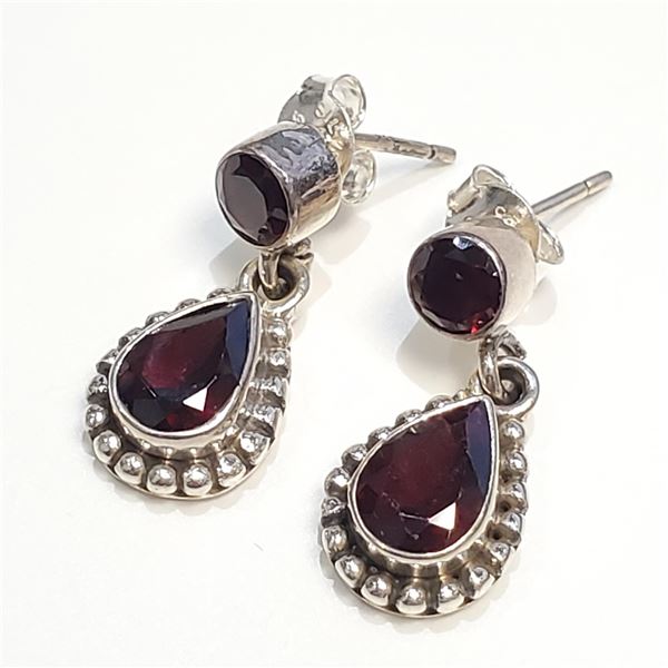 S357-150 SILVER GARNET EARRINGS