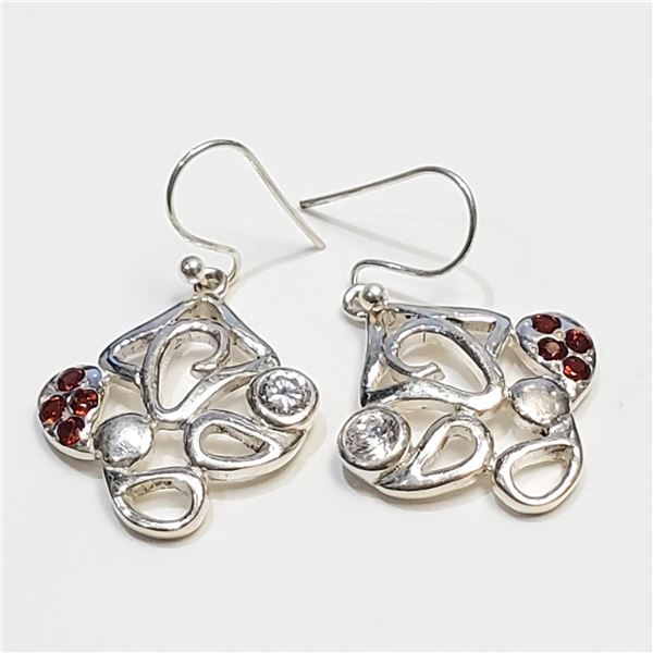 S357-129 SILVER EARRINGS