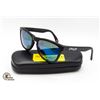 Image 1 : PAIR OF OAKLEY SUNGLASSES IN "NEW LOOK" CASE