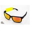 Image 1 : PAIR OF POLARIZED OAKLEY SUNGLASSES