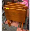 Image 1 : 4 FOLDING WOODEN TABLES AS IS