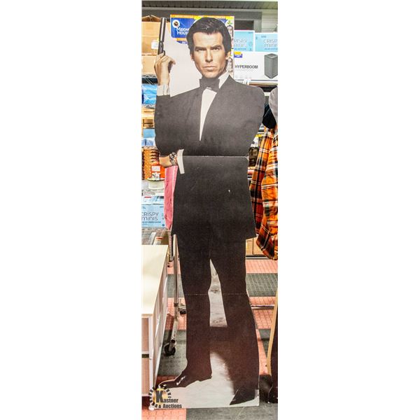 JAMES BOND PIERCE BROSNAN LIFESIZE