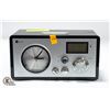 Image 1 : IN STUDIO CLOCK RADIO
