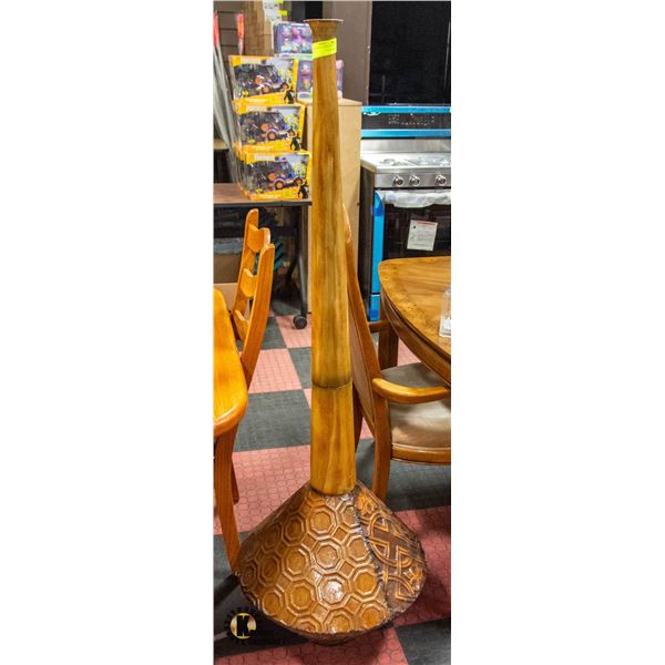 METAL CHIMNEY STYLE DECOR PIECE 5 FEET TALL