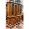 Image 2 : CHINA CABINET WITH HUTCH ORNATE WOOD