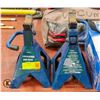 Image 1 : SET OF JACK STANDS