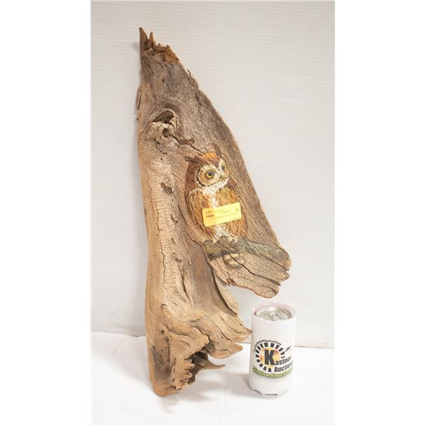 WOOD ORNATE WALL HANGING