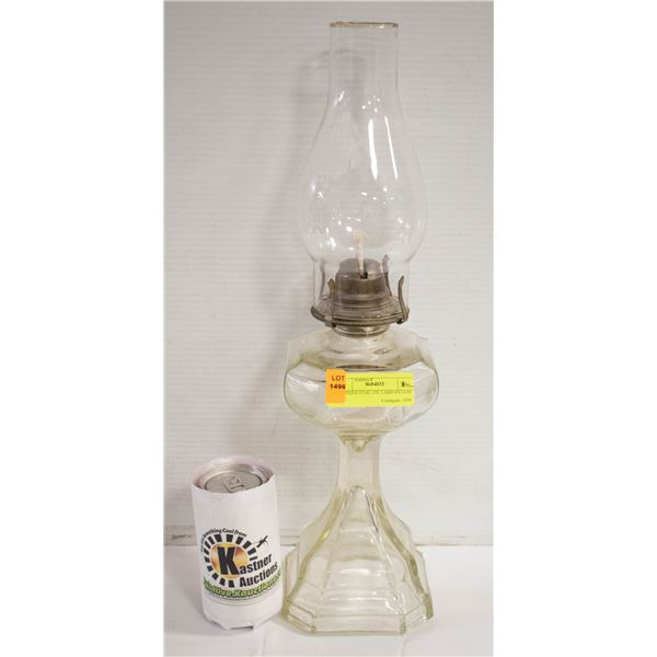 ANTIQUE COAL OIL LAMP-ESTATE