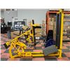 Image 1 : HAMMER STRENGTH V-SQUAT MACHINE COMMERCIAL GRADE