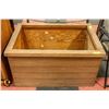 Image 1 : 38" X 26" X 20" PLANTER BOX
