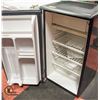 Image 2 : STAINLESS FRONT DANBY BAR FRIDGE TESTED