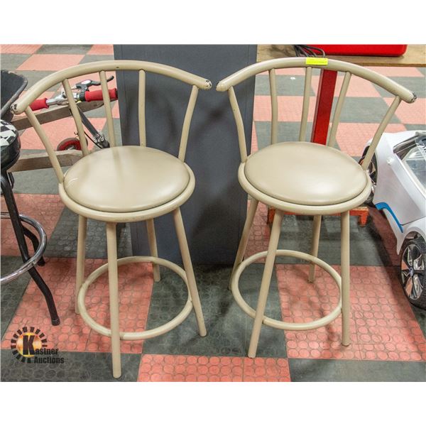 PAIR OF BAR HEIGHT CHAIRS
