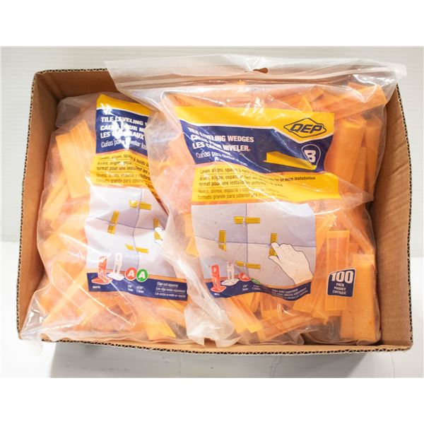 2 BAGS TILE LEVELING WEDGES