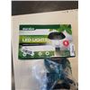 Image 2 : 6PK SOLAR GARDEN LIGHTS AND LAWN SPRINKLER