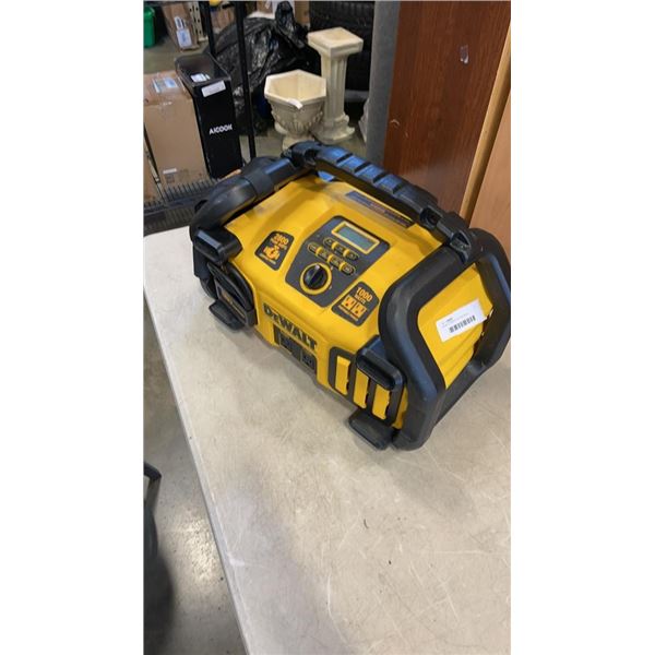 DEWALT POWER STATION BOOSTER AND INFLATOR Dewalt power station booster and inflator